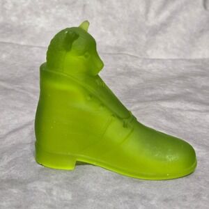 Westmoreland Green Satin Frosted Glass Cat in Boot